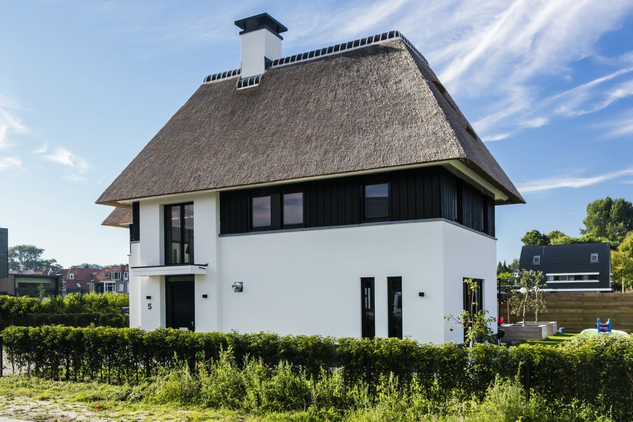 Rietgedekte villa bouwen Aerdenhout